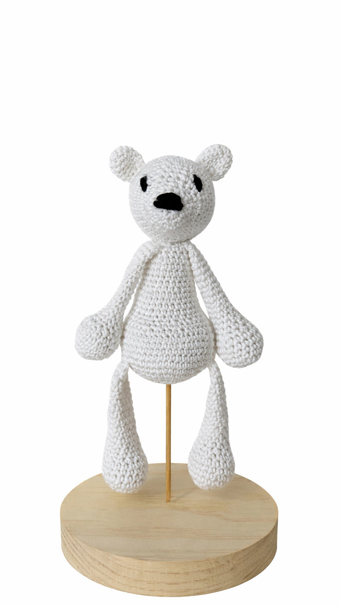 Handgehäkelter Eisbär Piotr