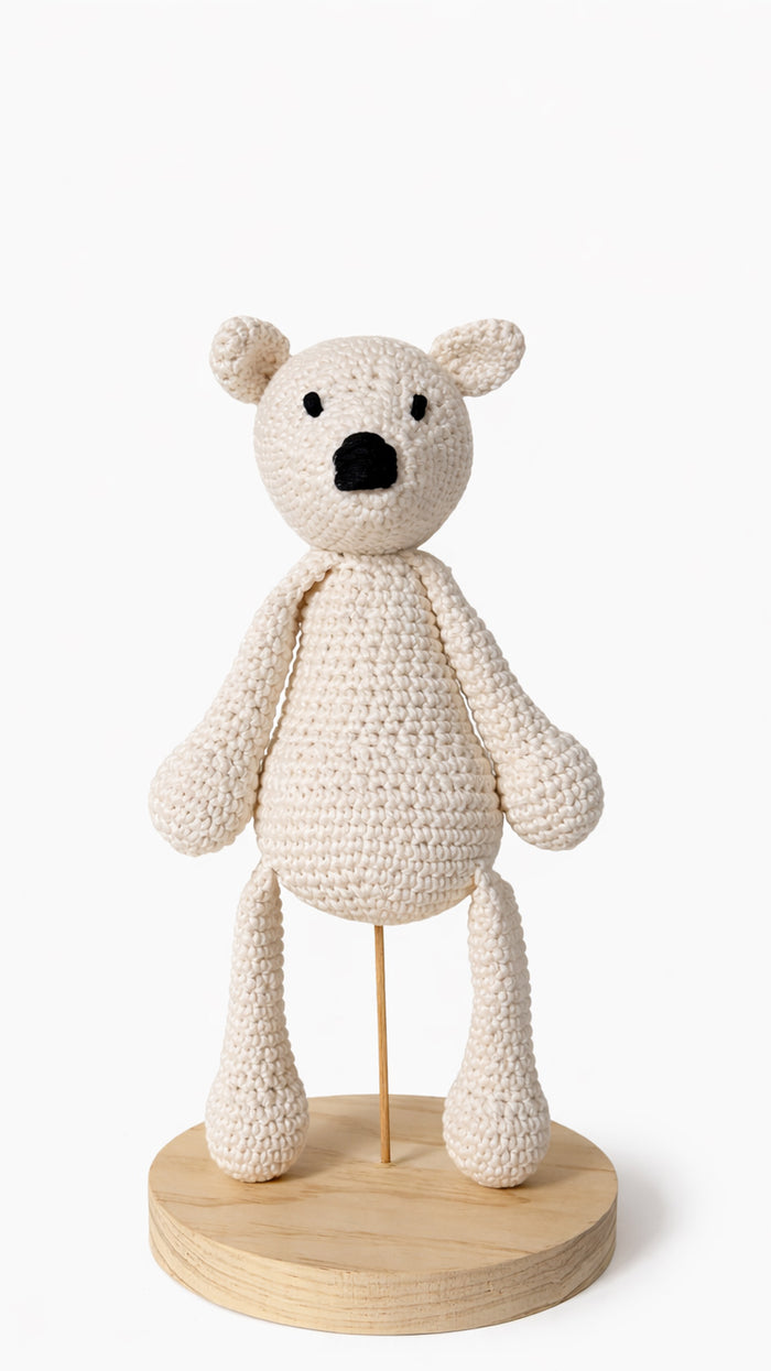 Handgehäkelter Eisbär - groß